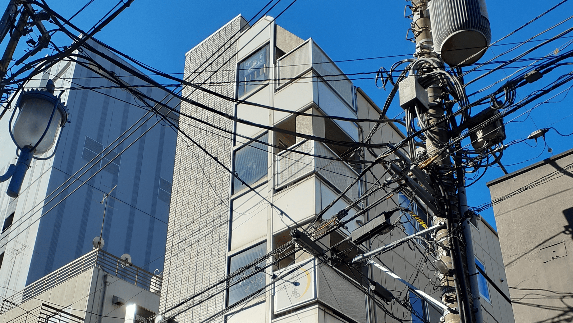 某飲食店空調機更新工事