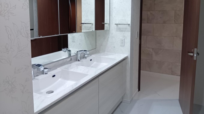 マンション洗面化粧台リフォーム工事